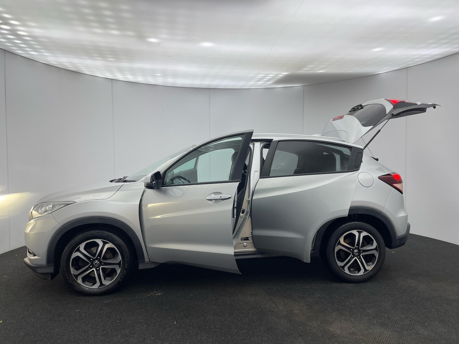 Used Honda HR-V 2016 for sale - 76498602: Photo 34