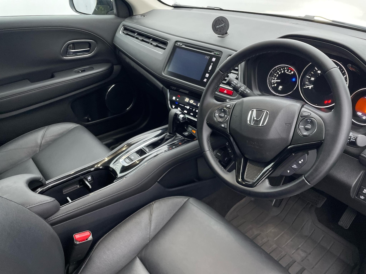 Used Honda HR-V 2016 for sale - 76498602: Photo 5