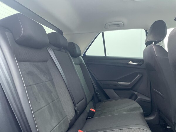 Used Volkswagen T-Roc 2022 for sale - 75646364: Photo 21