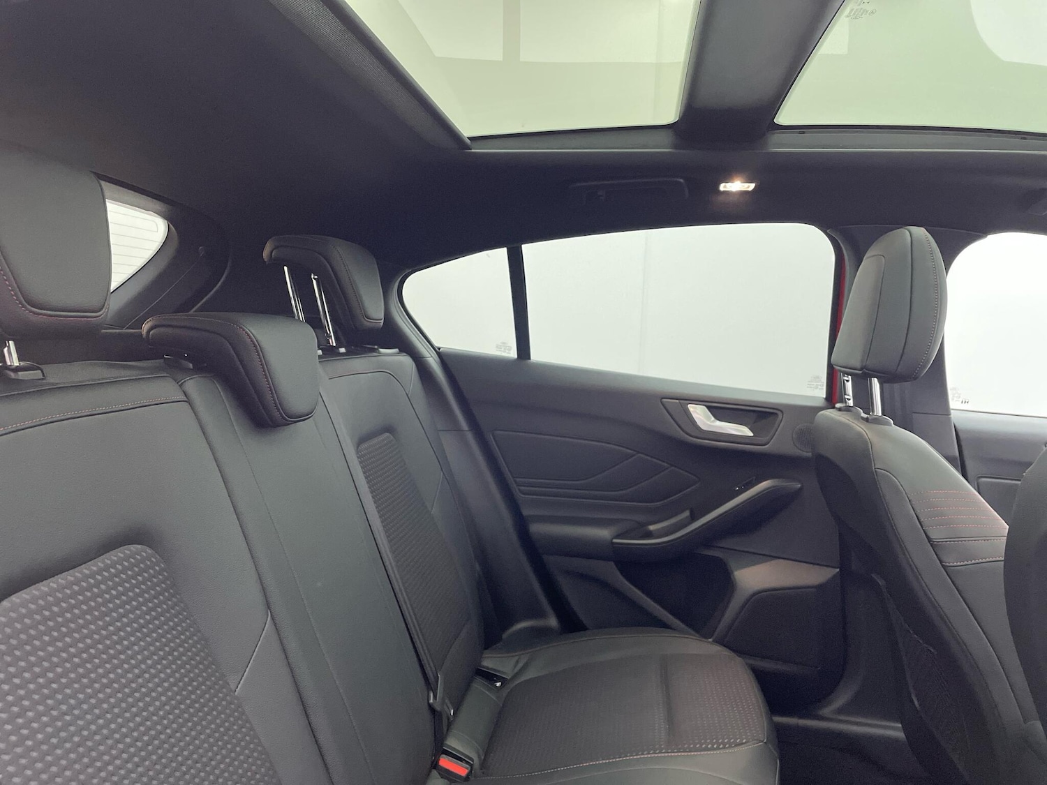 Used Ford Focus 2019 for sale - 76094302: Photo 16