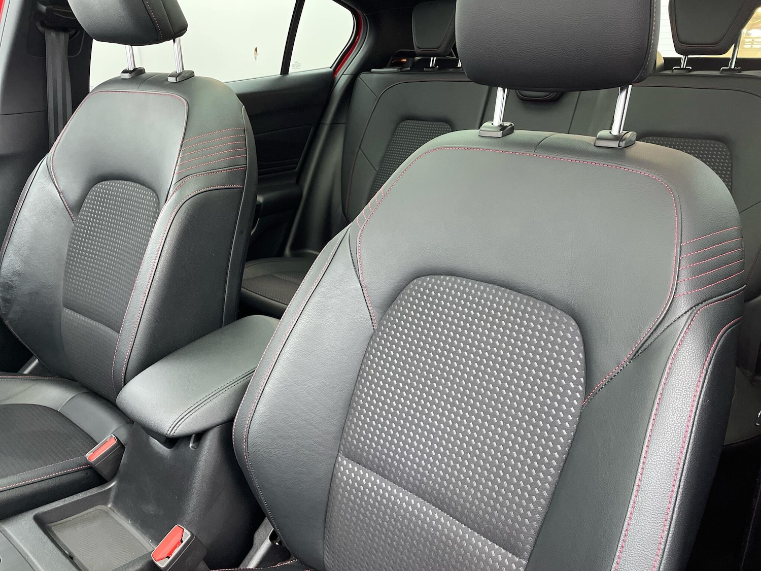 Used Ford Focus 2019 for sale - 76094302: Photo 35