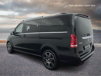 Used Mercedes-Benz V-Class 2017 for sale - 76607813: Photo