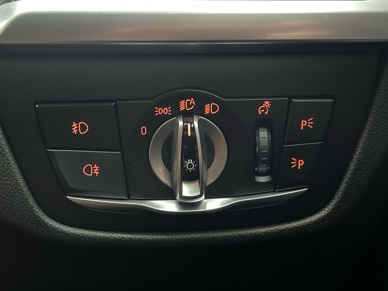 Used BMW X4 2019 for sale - 77646330: Photo 23