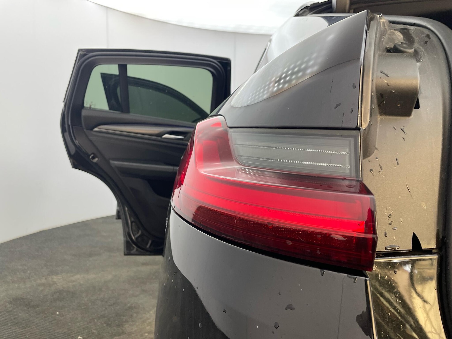 Used BMW X4 2019 for sale - 77646330: Photo 35