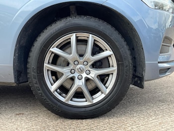 Used Volvo XC60 2019 for sale - 77958103: Photo