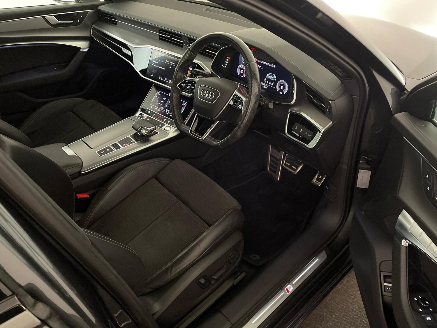 Used Audi A6 Saloon 2020 for sale - 75977749: Photo 48