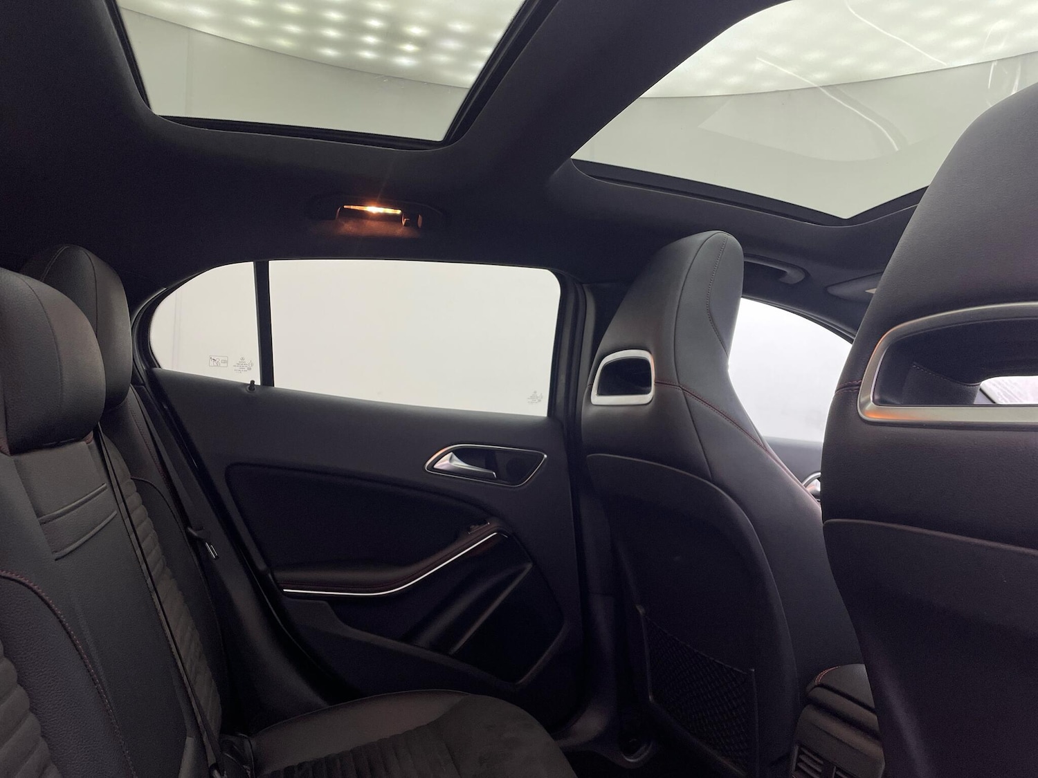 Used Mercedes-Benz GLA 2015 for sale - 76765223: Photo 16