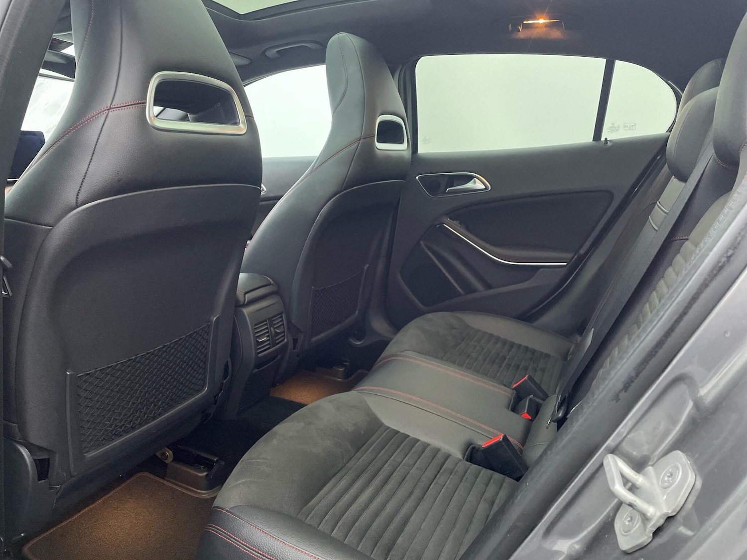 Used Mercedes-Benz GLA 2015 for sale - 76765223: Photo 18