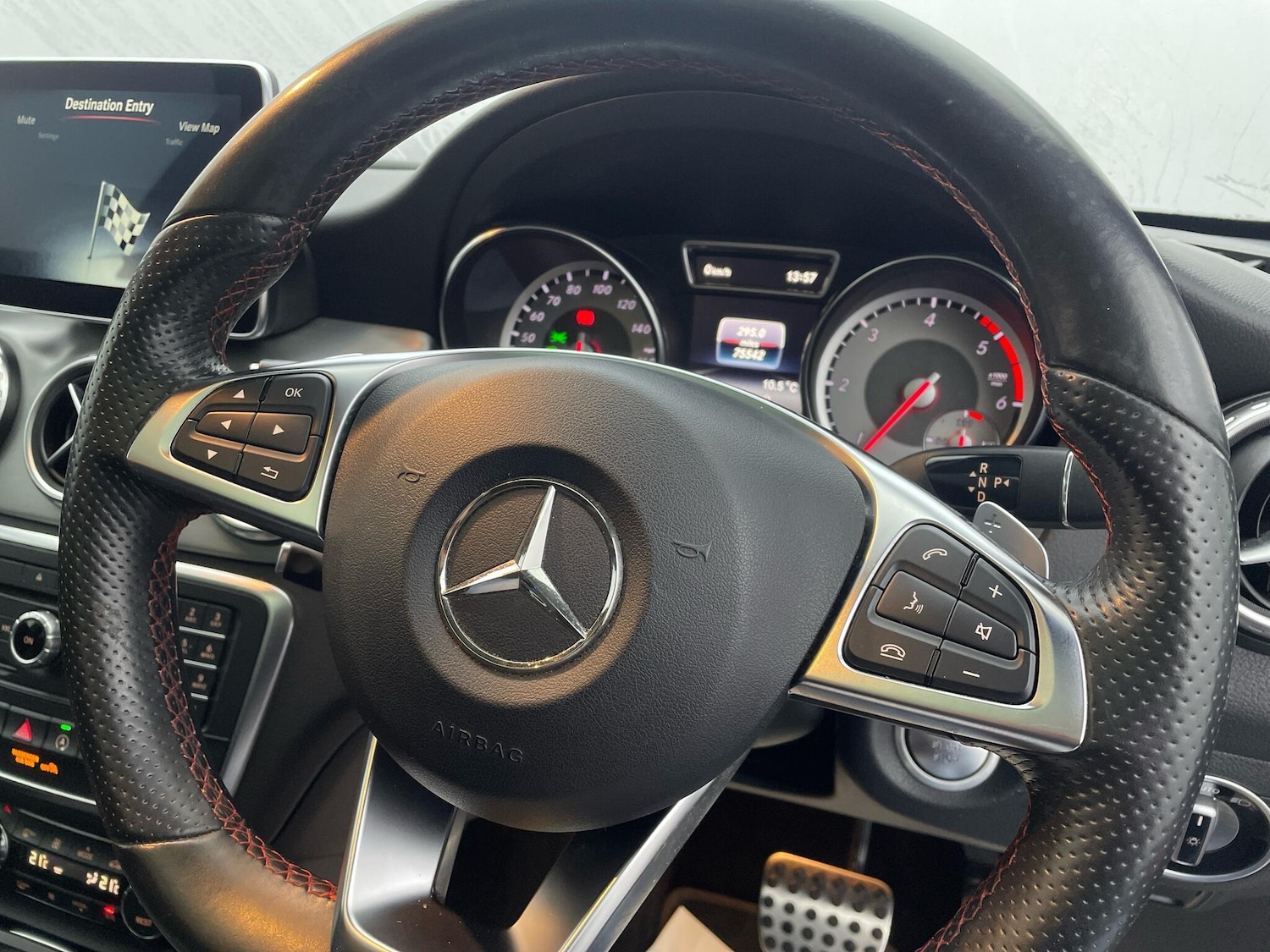 Used Mercedes-Benz GLA 2015 for sale - 76765223: Photo 21