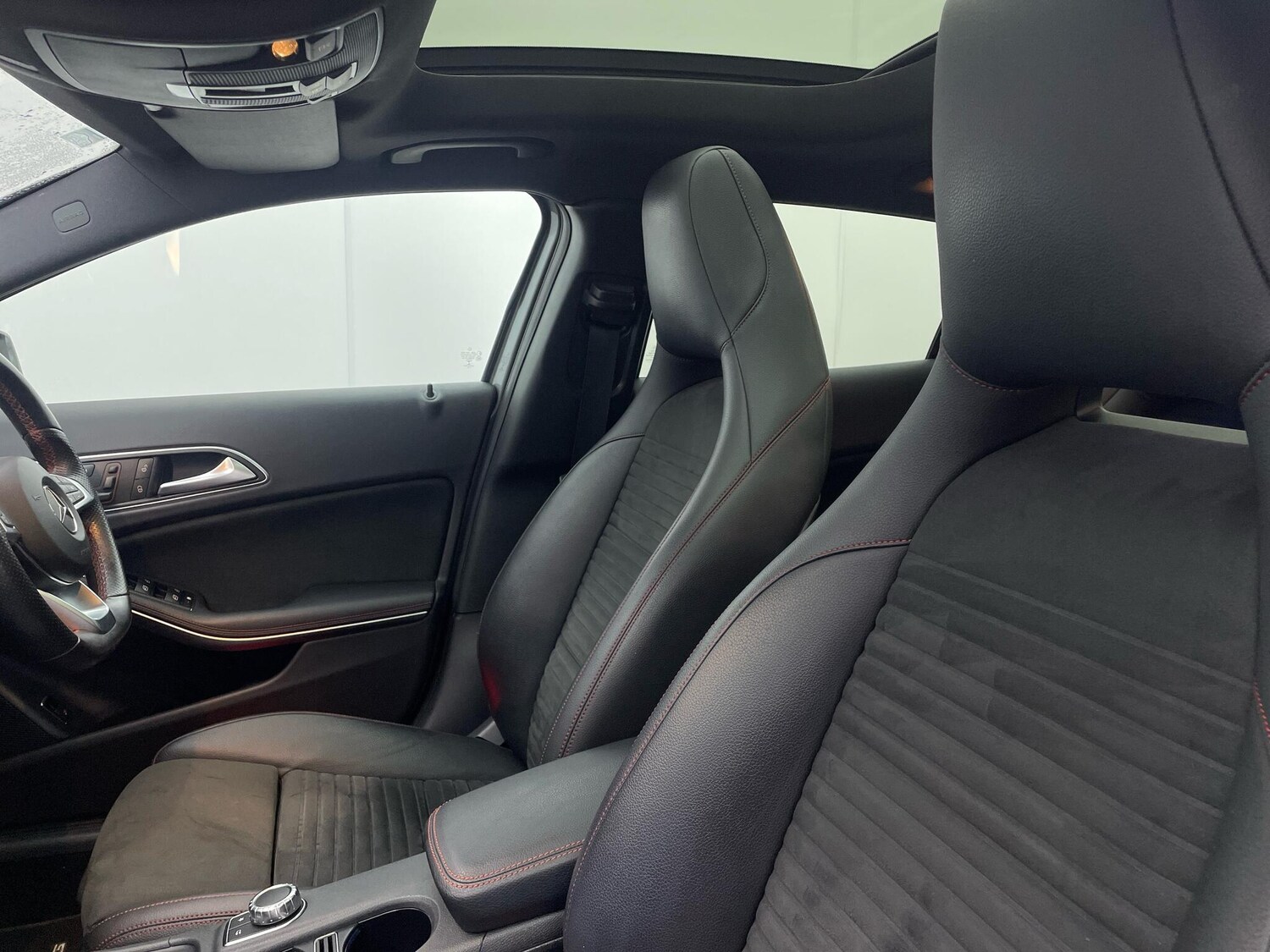 Used Mercedes-Benz GLA 2015 for sale - 76765223: Photo 31