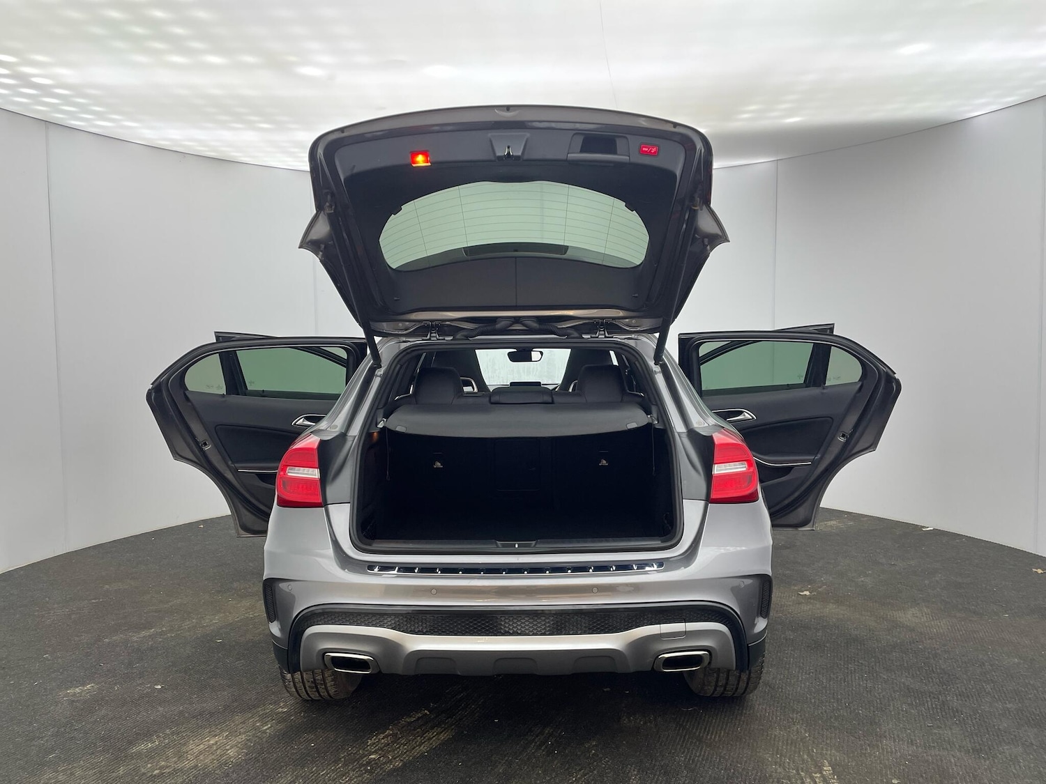 Used Mercedes-Benz GLA 2015 for sale - 76765223: Photo 35