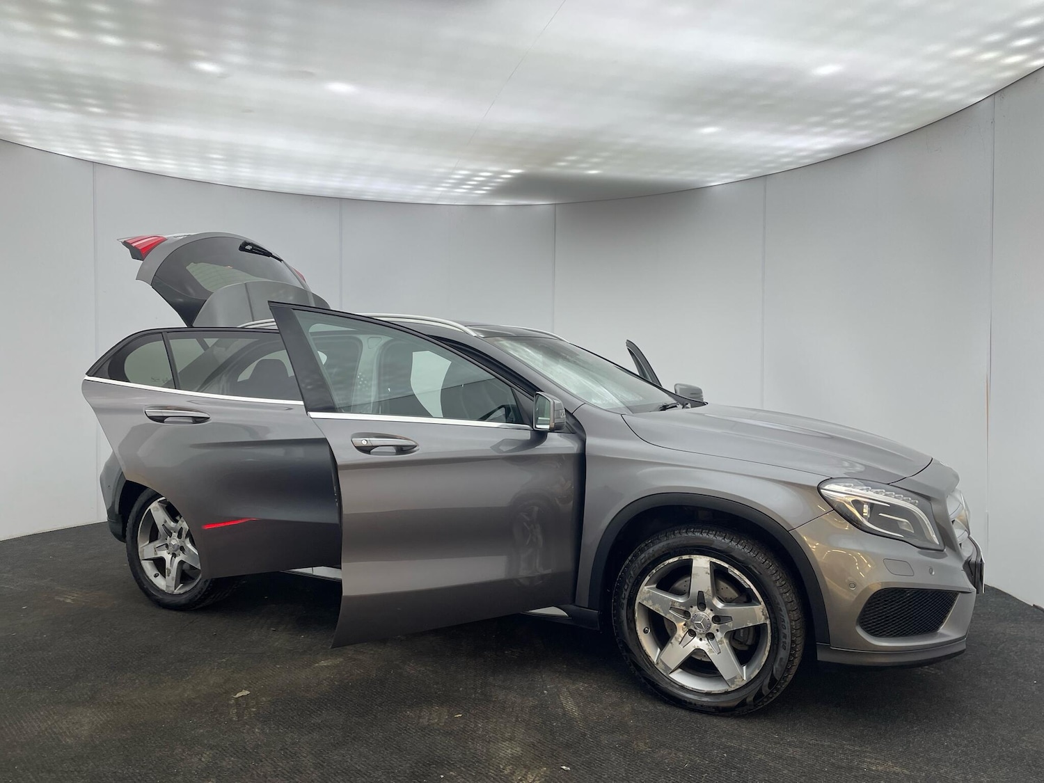 Used Mercedes-Benz GLA 2015 for sale - 76765223: Photo 38