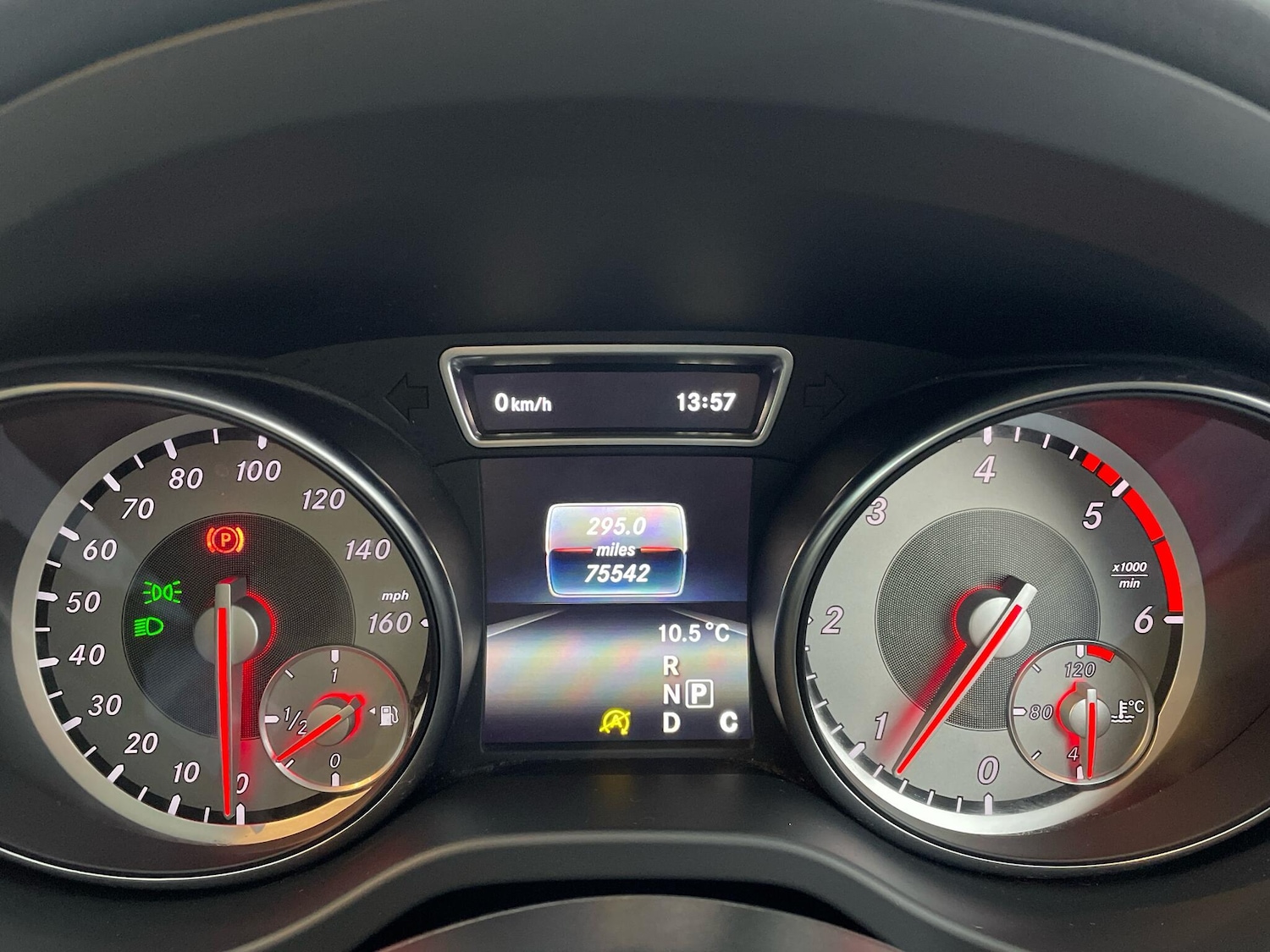 Used Mercedes-Benz GLA 2015 for sale - 76765223: Photo 6