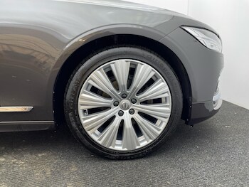 Used Volvo V90 2021 for sale - 77737277: Photo