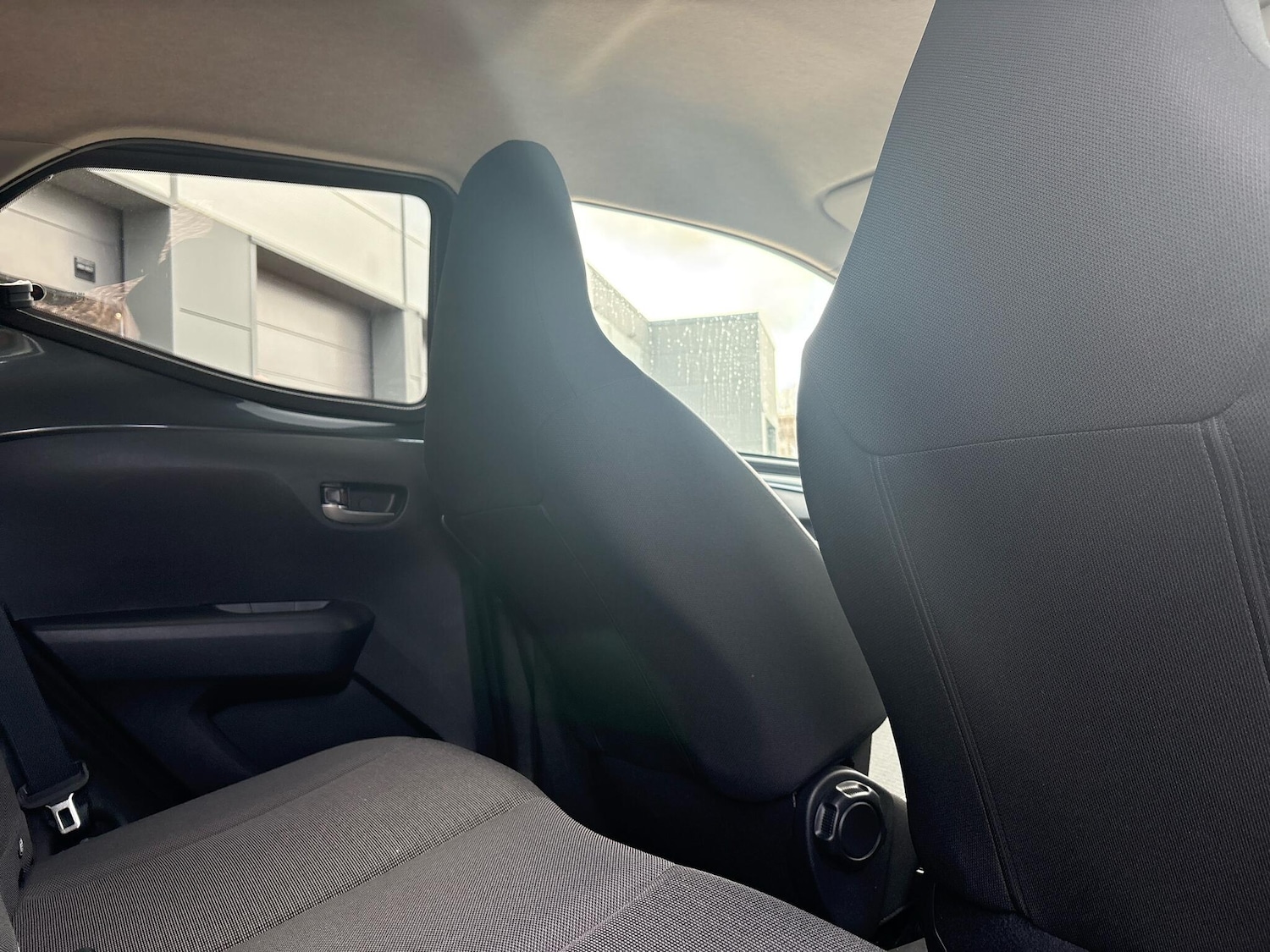 Used Toyota AYGO 2021 for sale - 76645199: Photo 19