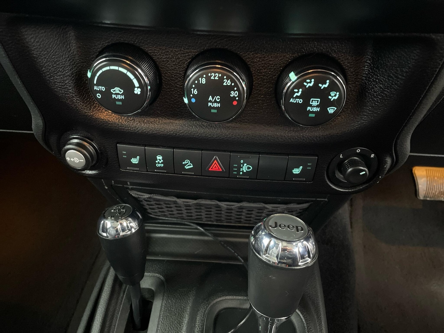 Used Jeep Wrangler 2018 for sale - 77683223: Photo 22