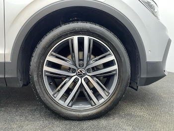 Used Volkswagen Tiguan 2021 for sale - 76424114: Photo