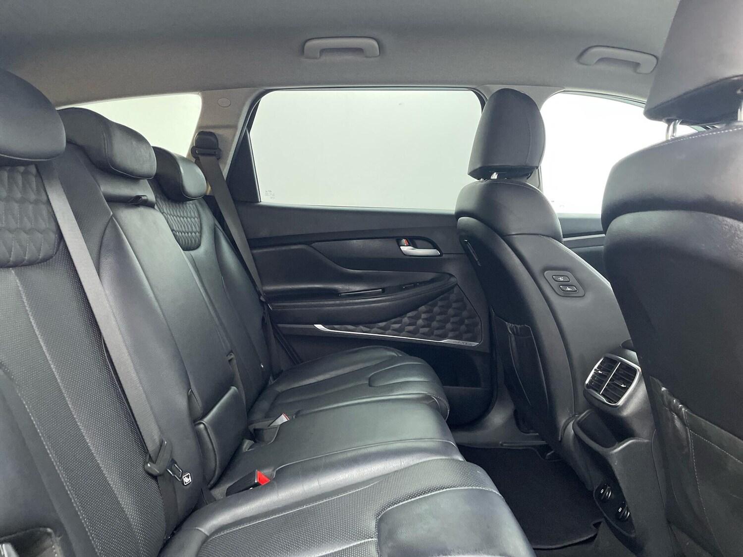 Used Hyundai Santa Fe for sale - 77658067: Photo 20