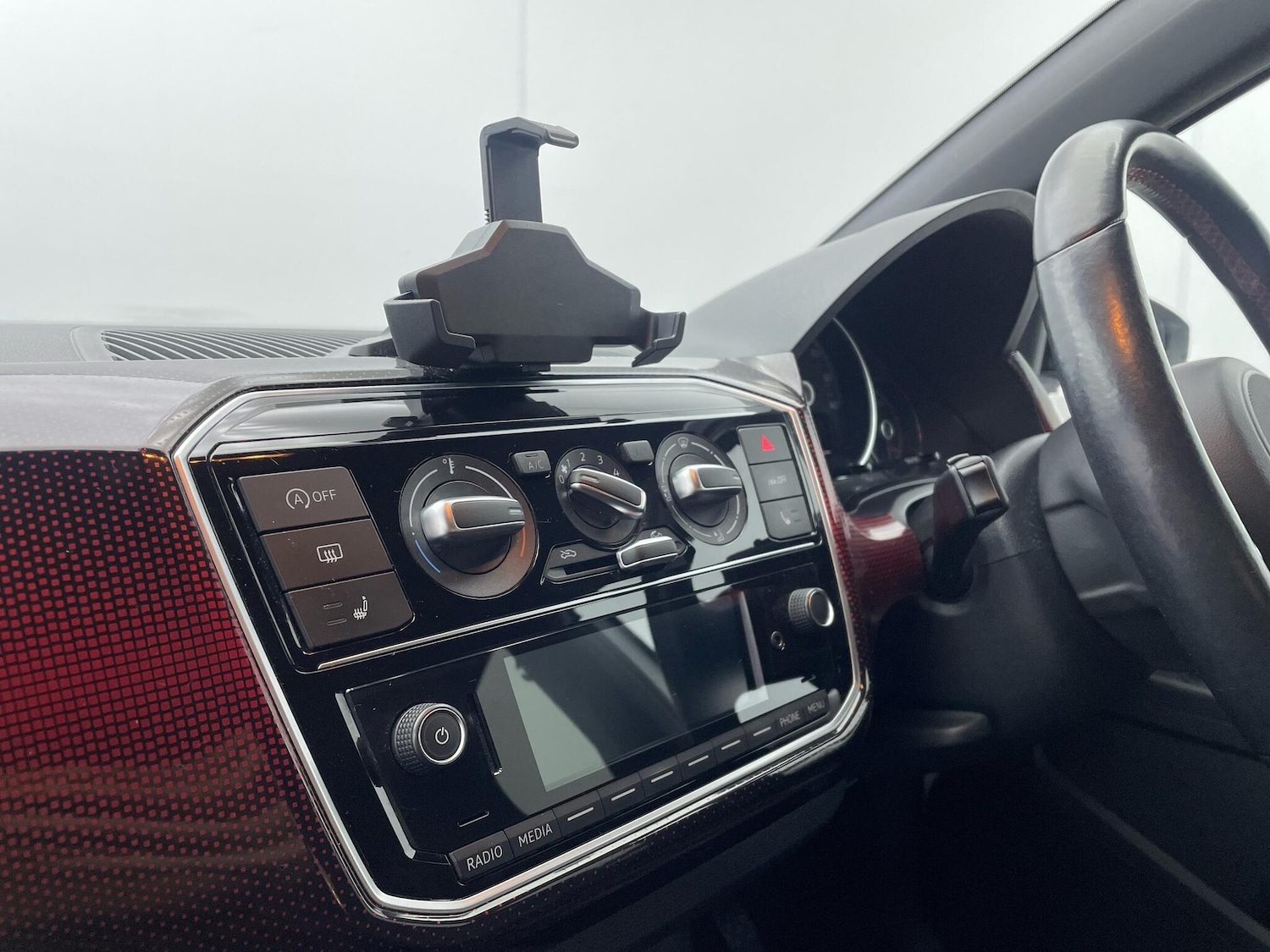 Used Volkswagen up! 2020 for sale - 76886741: Photo 21