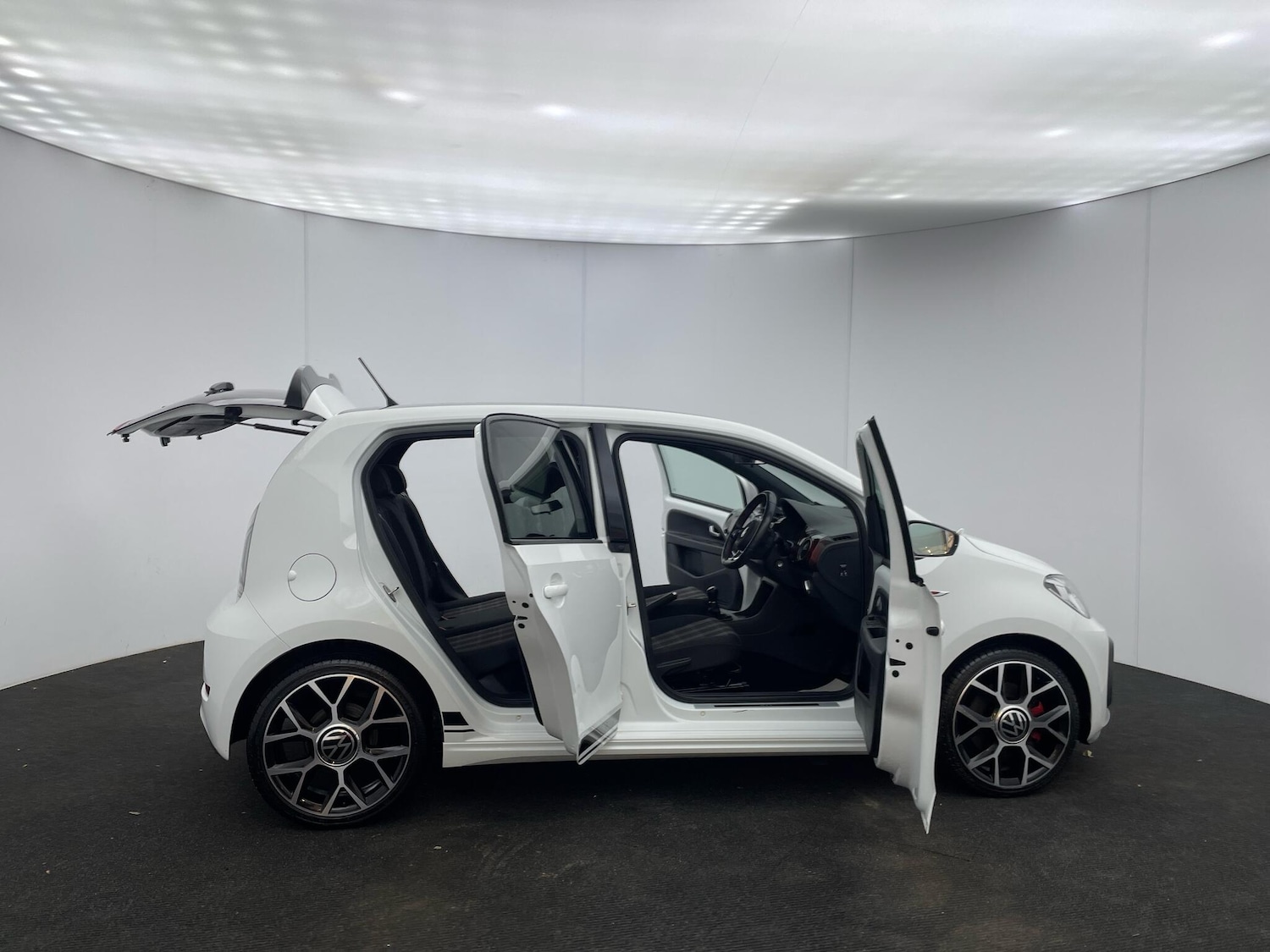 Used Volkswagen up! 2020 for sale - 76886741: Photo 28