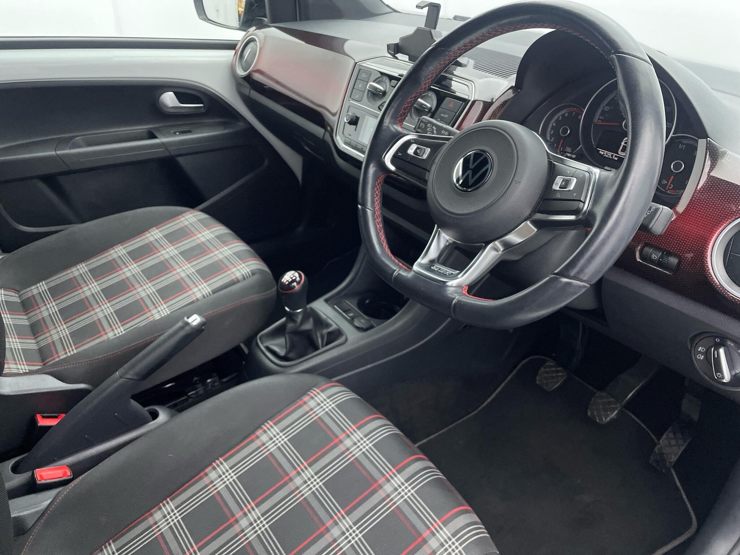 Used Volkswagen up! 2020 for sale - 76886741: Photo 5