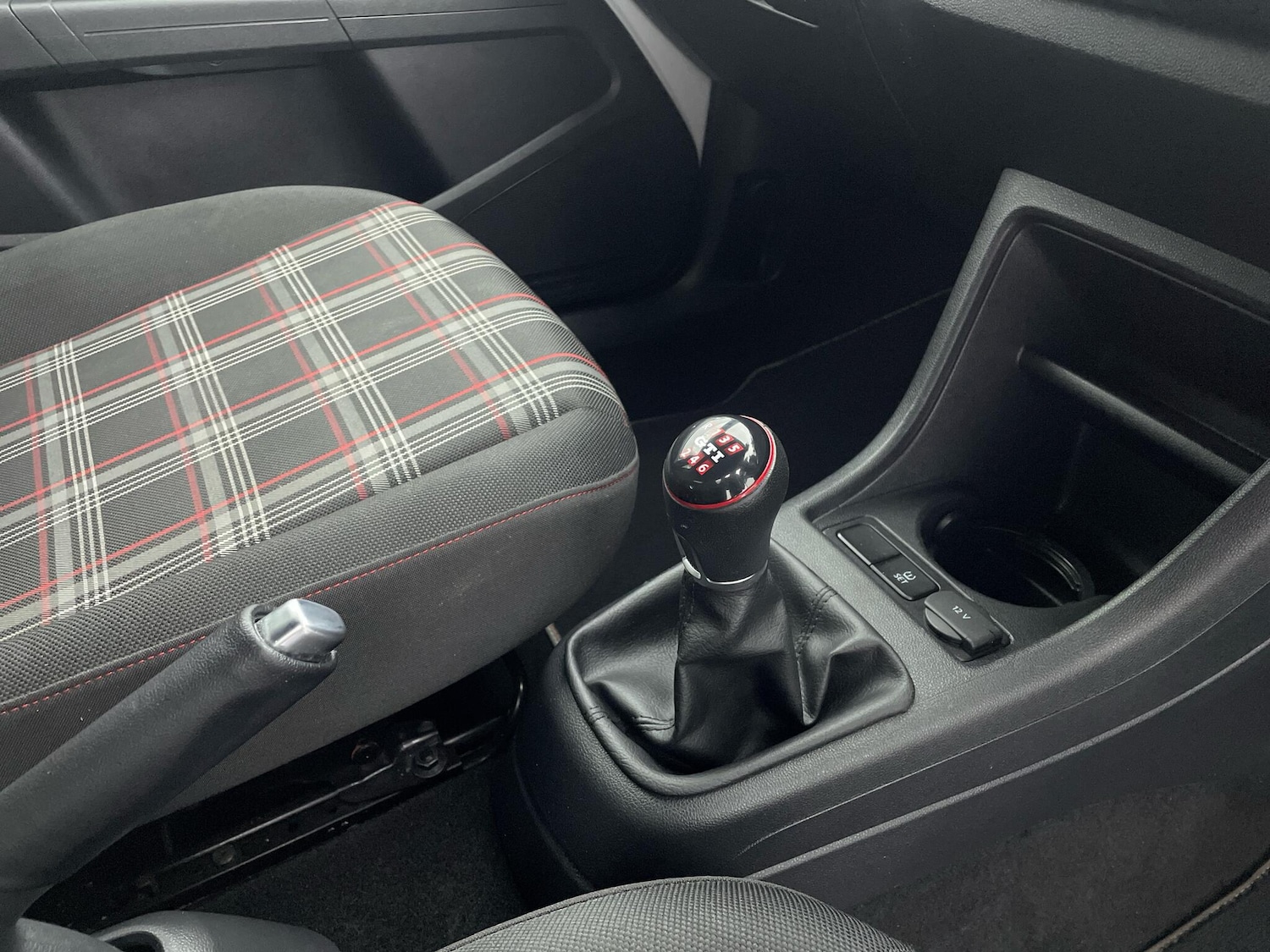 Used Volkswagen up! 2020 for sale - 76886741: Photo 8