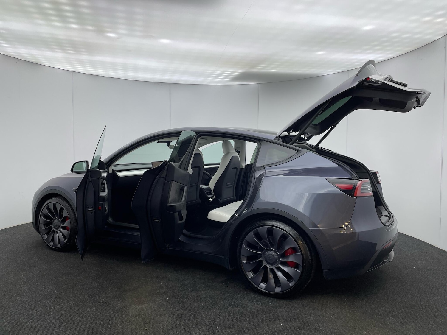 Used Tesla Model Y 2022 for sale - 76026570: Photo 32
