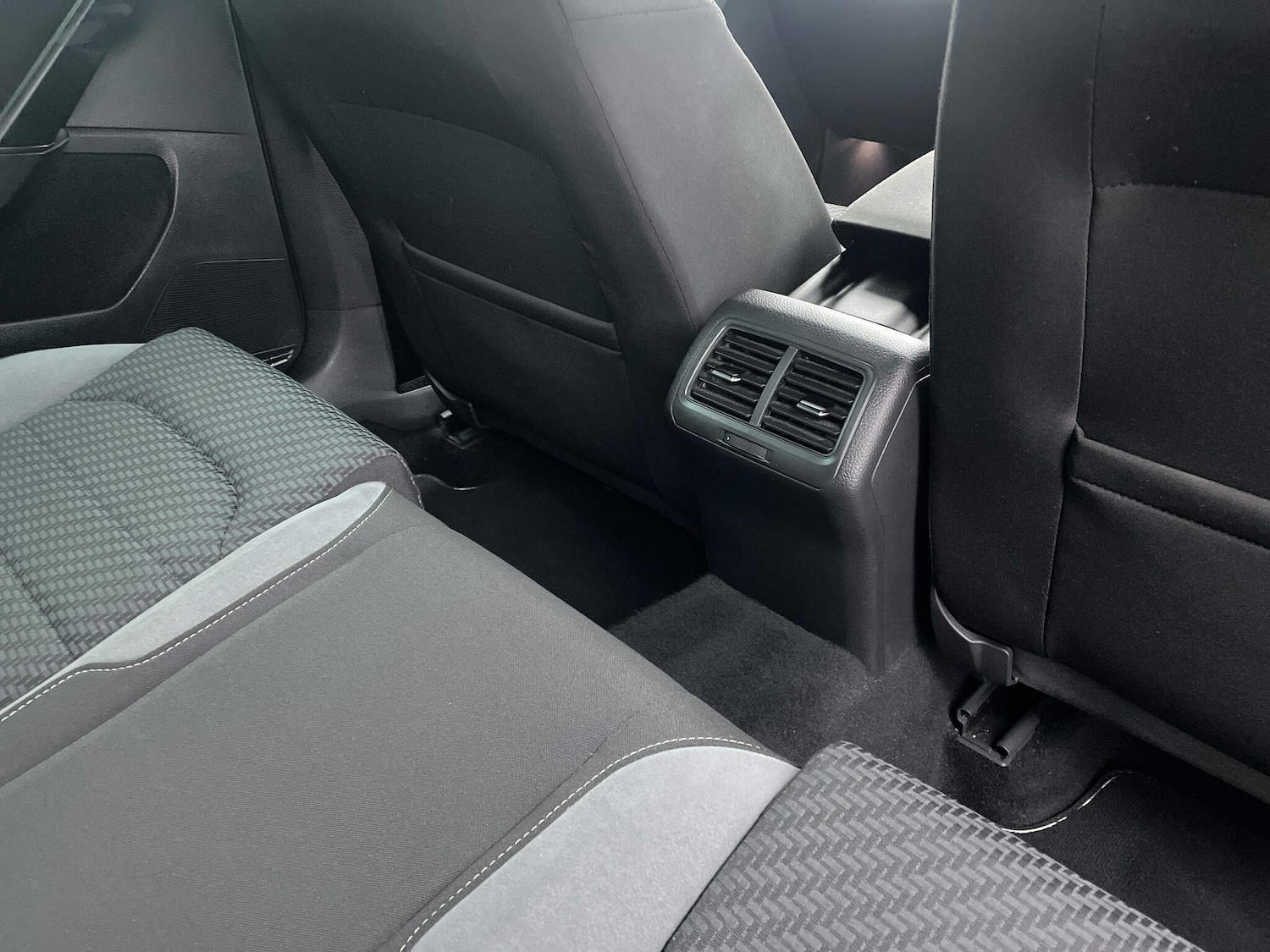 Used Volkswagen Golf 2017 for sale - 77242517: Photo 15