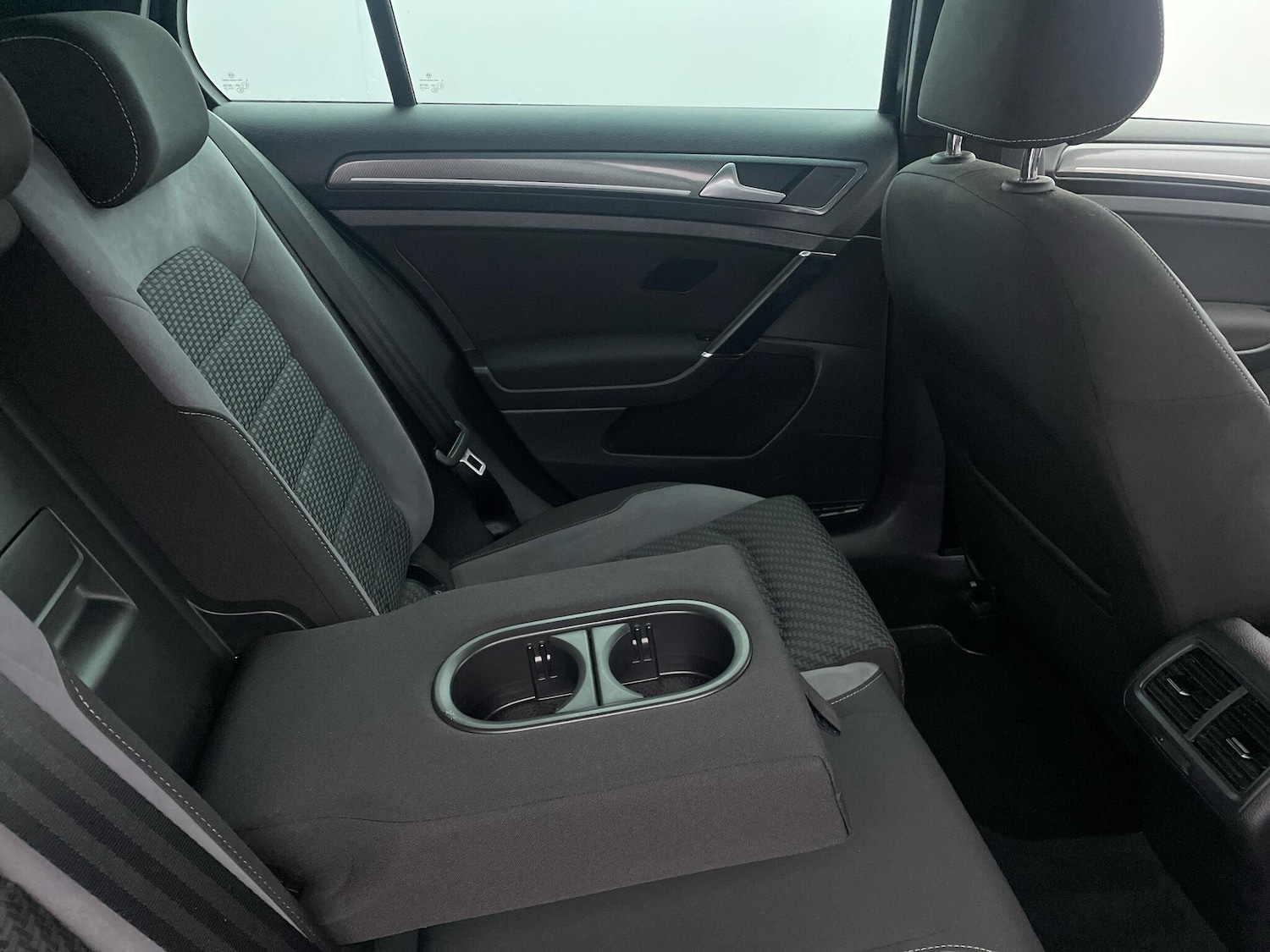 Used Volkswagen Golf 2017 for sale - 77242517: Photo 16