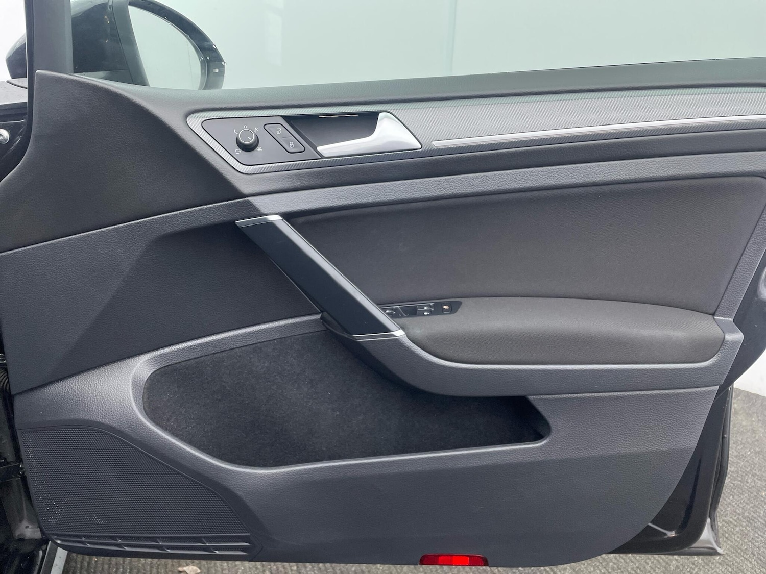 Used Volkswagen Golf 2017 for sale - 77242517: Photo 19