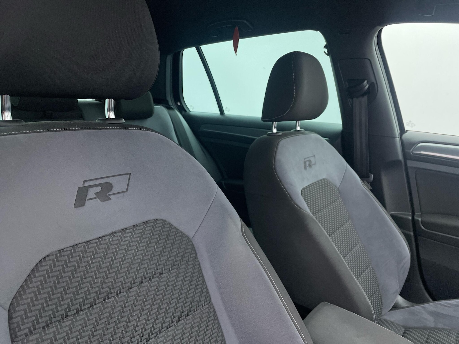 Used Volkswagen Golf 2017 for sale - 77242517: Photo 26