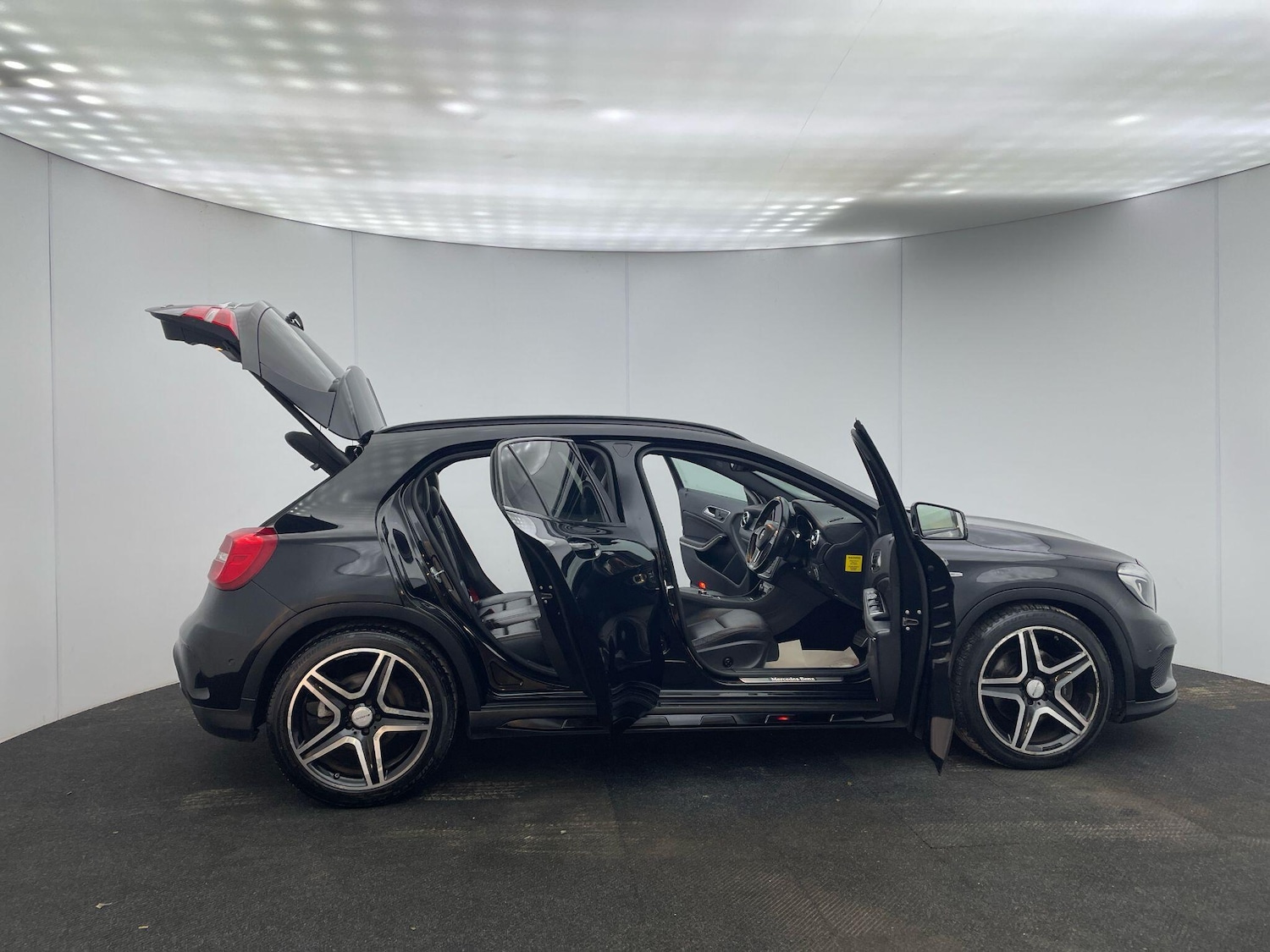 Used Mercedes-Benz GLA 2014 for sale - 76572242: Photo 12