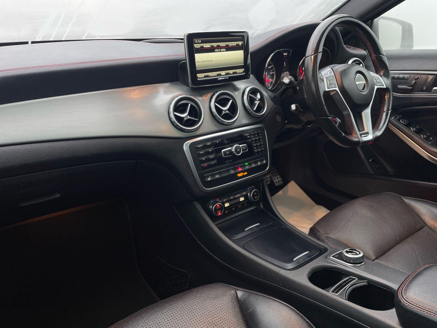 Used Mercedes-Benz GLA 2014 for sale - 76572242: Photo 17