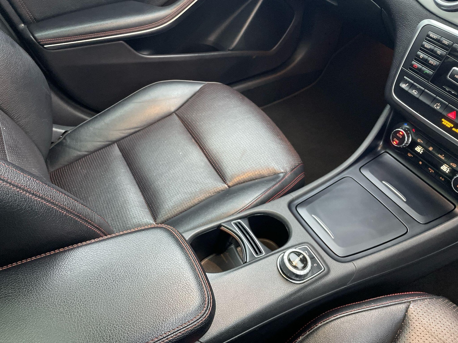 Used Mercedes-Benz GLA 2014 for sale - 76572242: Photo 35