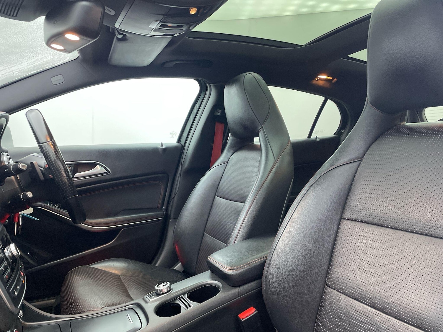 Used Mercedes-Benz GLA 2014 for sale - 76572242: Photo 37