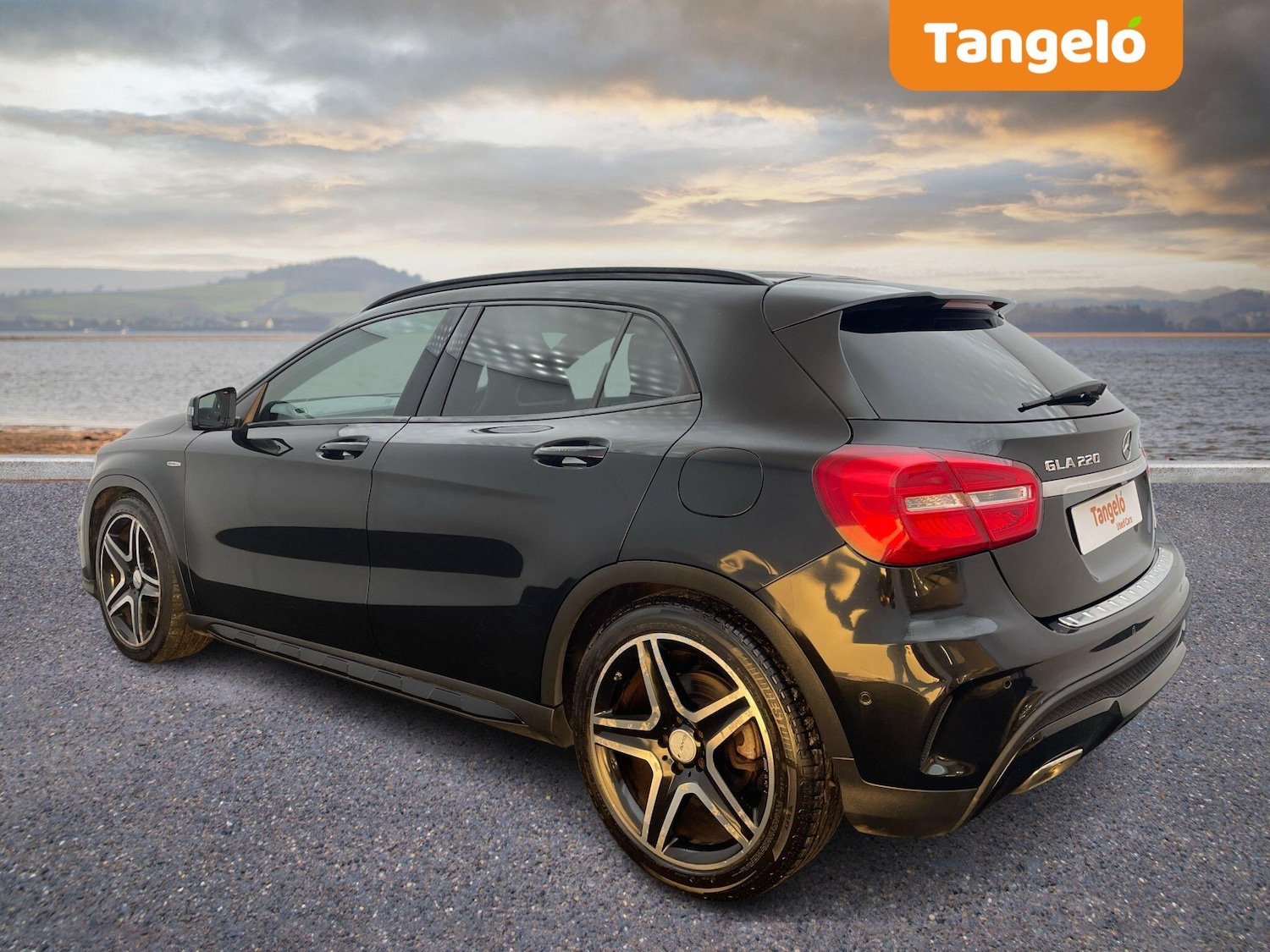 Used Mercedes-Benz GLA 2014 for sale - 76572242: Photo 4