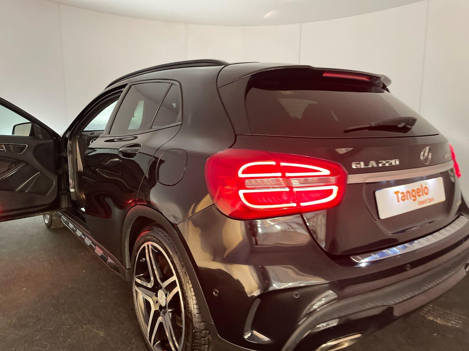 Used Mercedes-Benz GLA 2014 for sale - 76572242: Photo 7