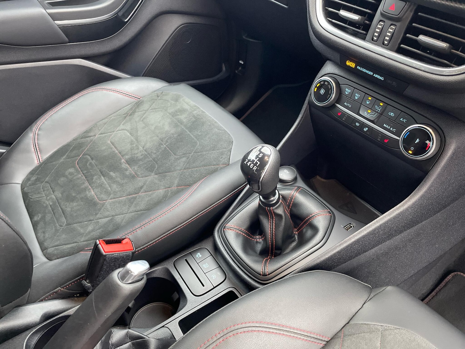 Used Ford Fiesta 2022 for sale - 75977879: Photo 31