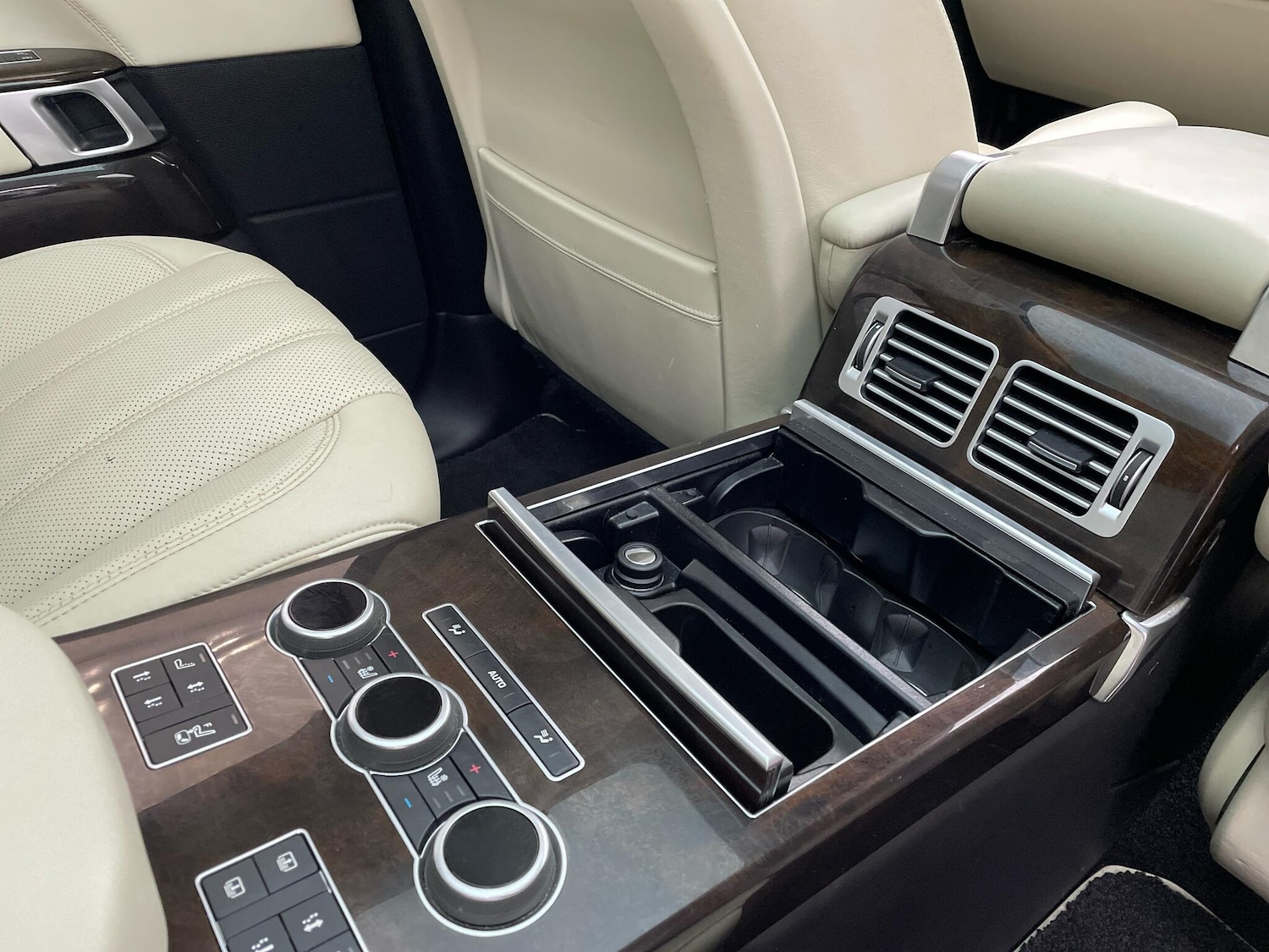 Used Land Rover Range Rover 2017 for sale - 76409309: Photo 17