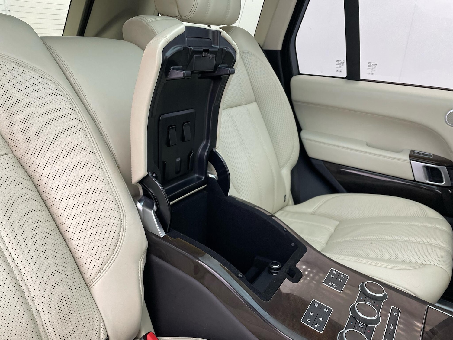 Used Land Rover Range Rover 2017 for sale - 76409309: Photo 18