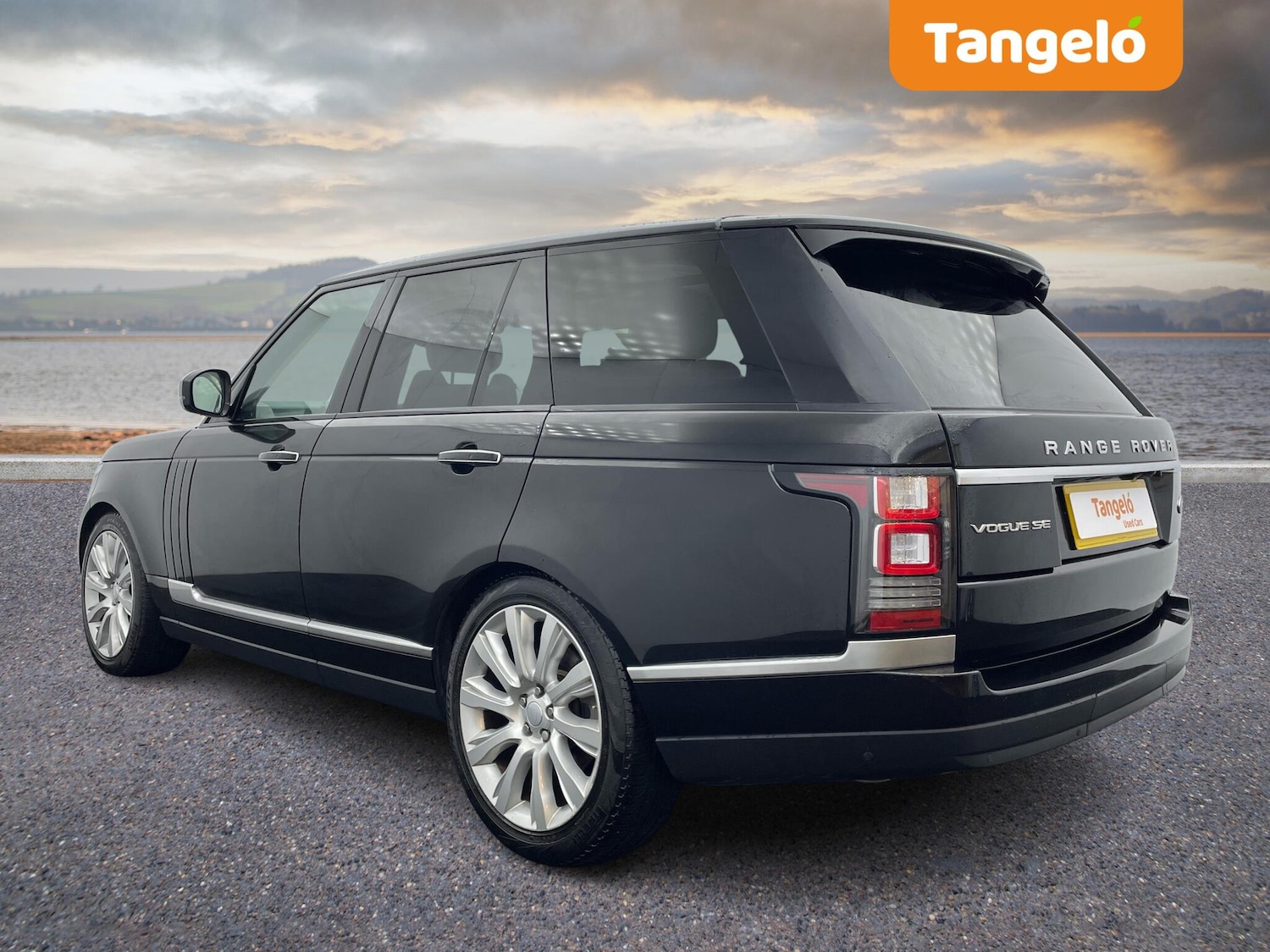 Used Land Rover Range Rover 2017 for sale - 76409309: Photo 2