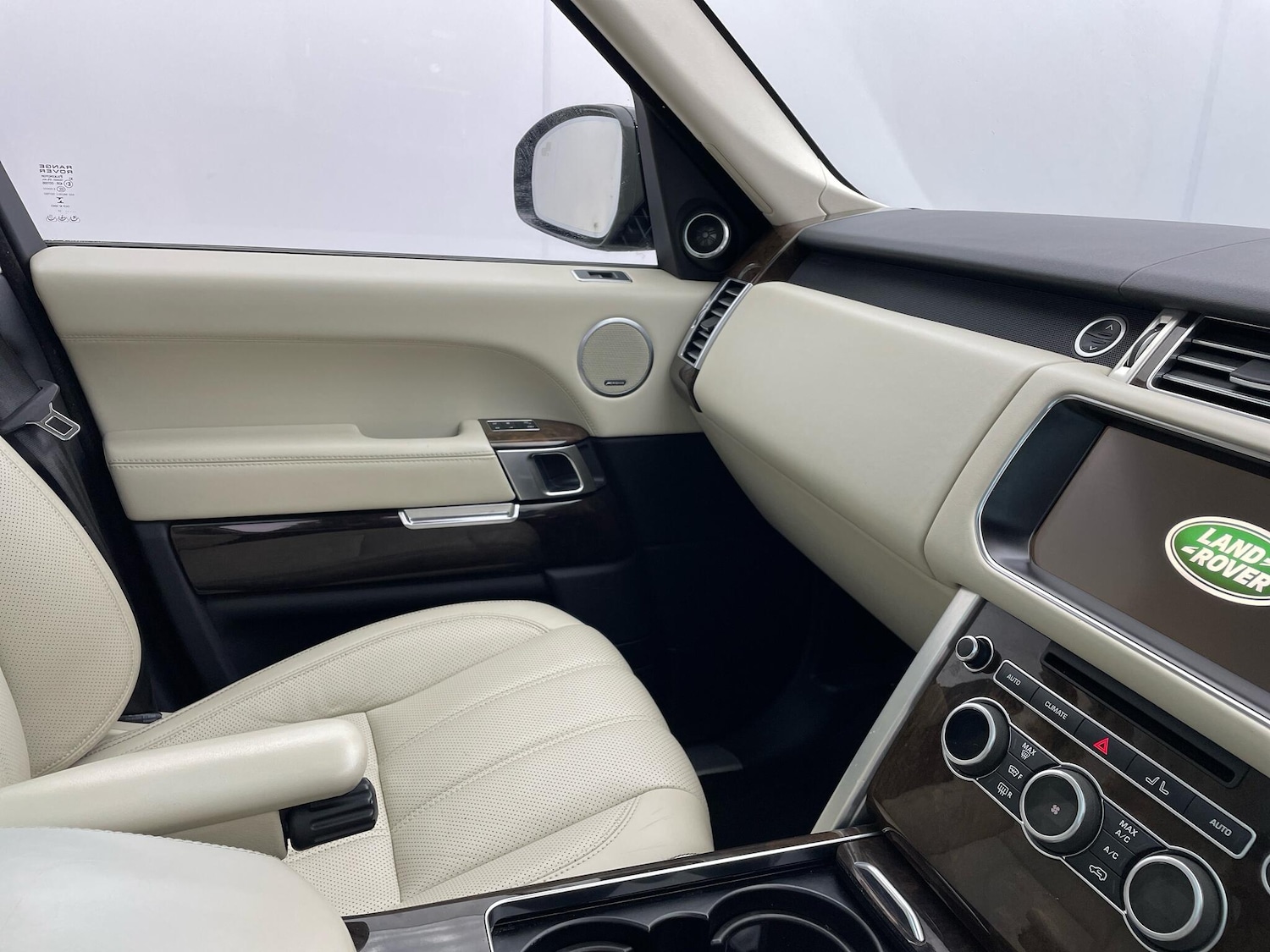 Used Land Rover Range Rover 2017 for sale - 76409309: Photo 27