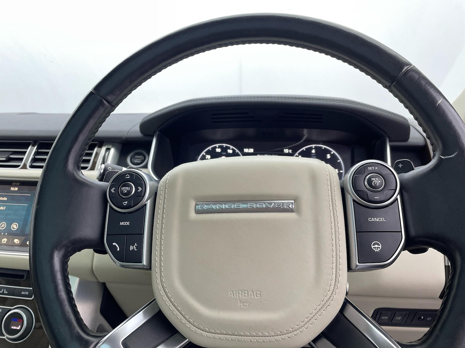 Used Land Rover Range Rover 2017 for sale - 76409309: Photo 30