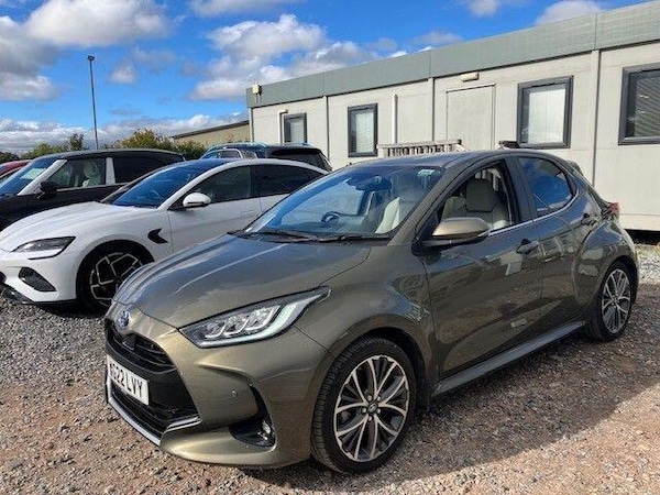 Used Toyota Yaris 2022 for sale - 76226167: Photo 1