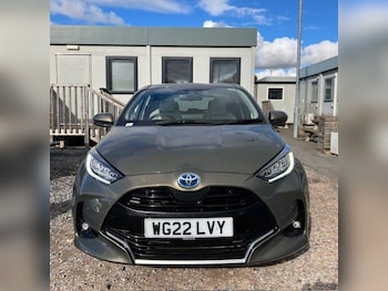 Used Toyota Yaris 2022 for sale - 76226167: Photo 2