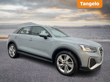 Audi - Q2