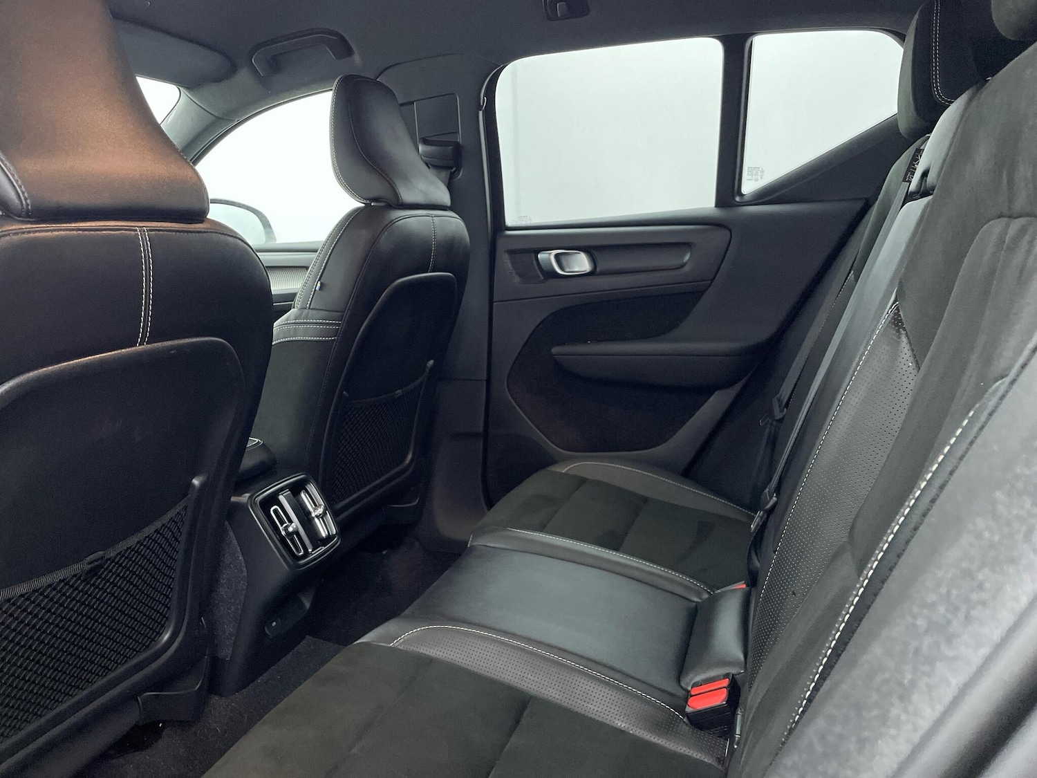 Used Volvo XC40 2020 for sale - 76964612: Photo 10