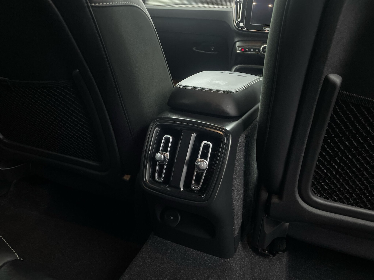 Used Volvo XC40 2020 for sale - 76964612: Photo 15