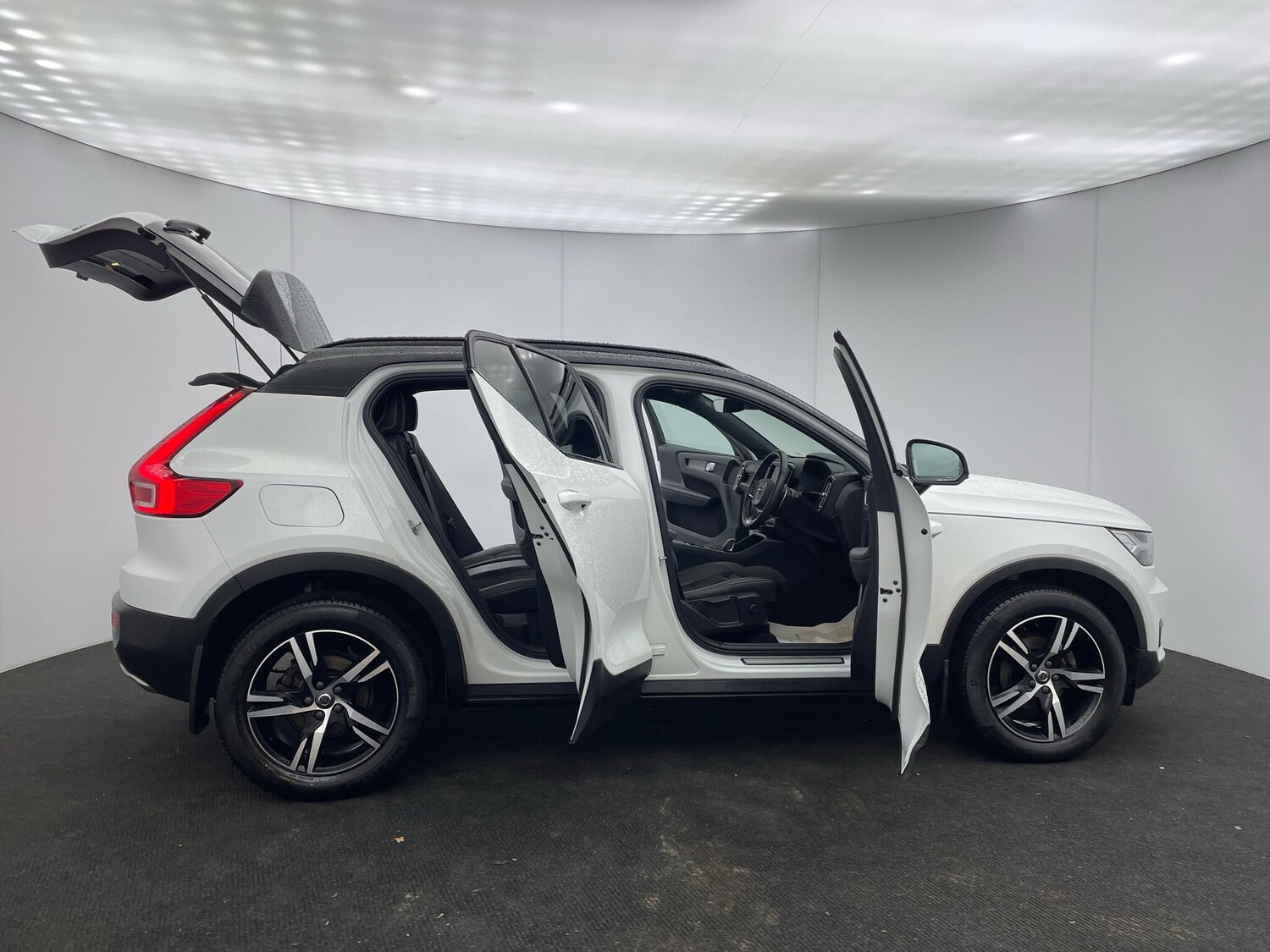 Used Volvo XC40 2020 for sale - 76964612: Photo 37