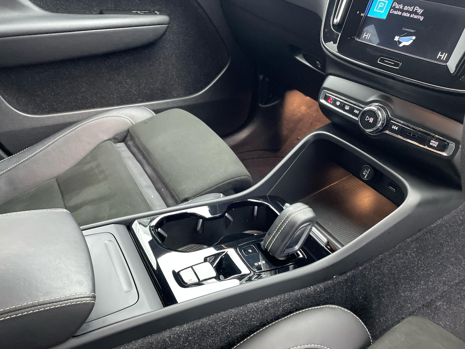 Used Volvo XC40 2020 for sale - 76964612: Photo 8